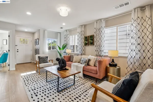 $749,000 | 2431 Linden Street, Oakland, CA 94607