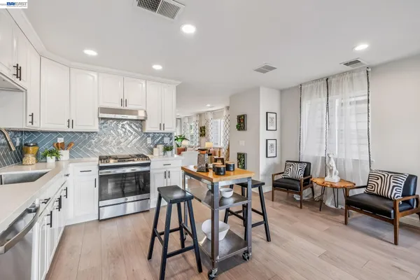 $749,000 | 2431 Linden Street, Oakland, CA 94607