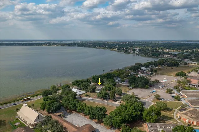 a view of a lake with houses