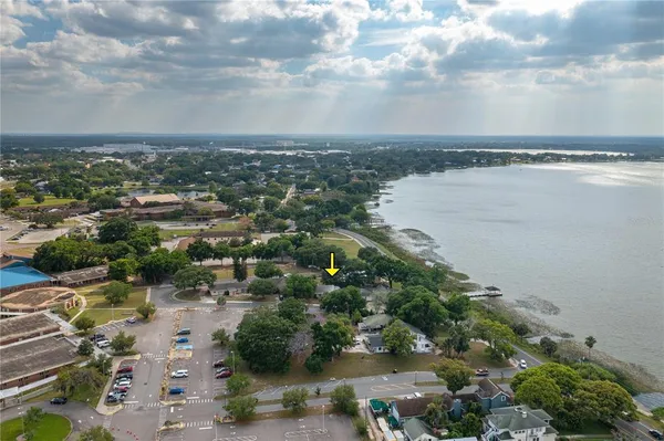 $1,775 | 106 North Prado Avenue, Auburndale, FL 33823