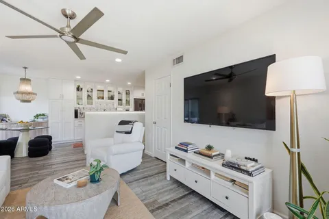 $450,000 | 4916 North 73rd Street, Unit 4, Scottsdale, AZ 85251