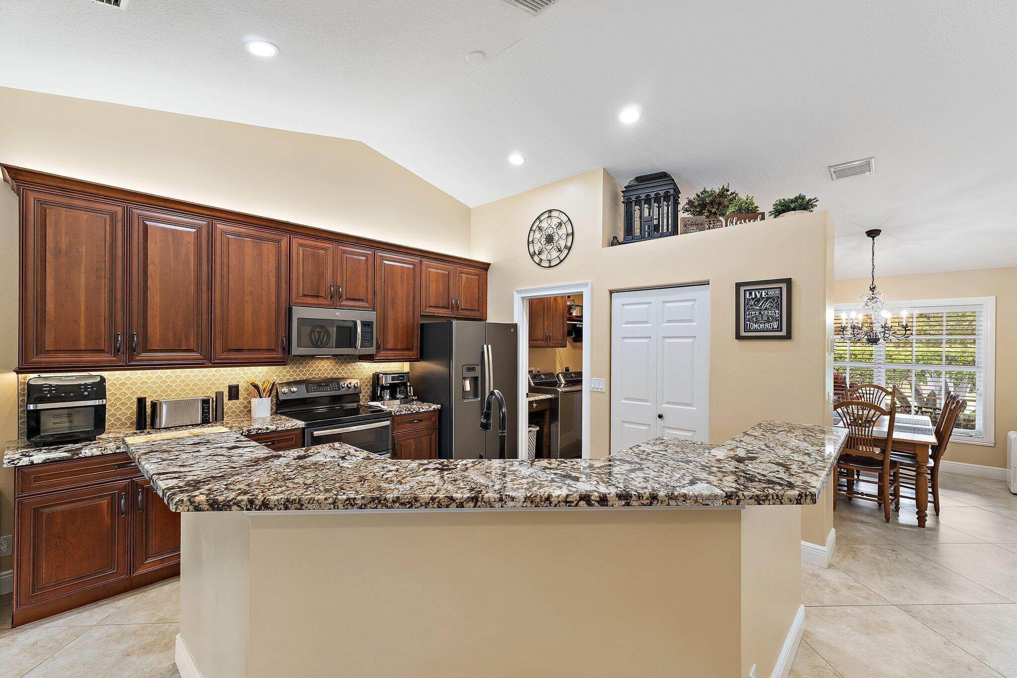 16236 Randolph Siding Road Jupiter Farms, FL 33478 - Photo 19 of 81 047-16236RandolphSidingRd-Jupiter-SMALL