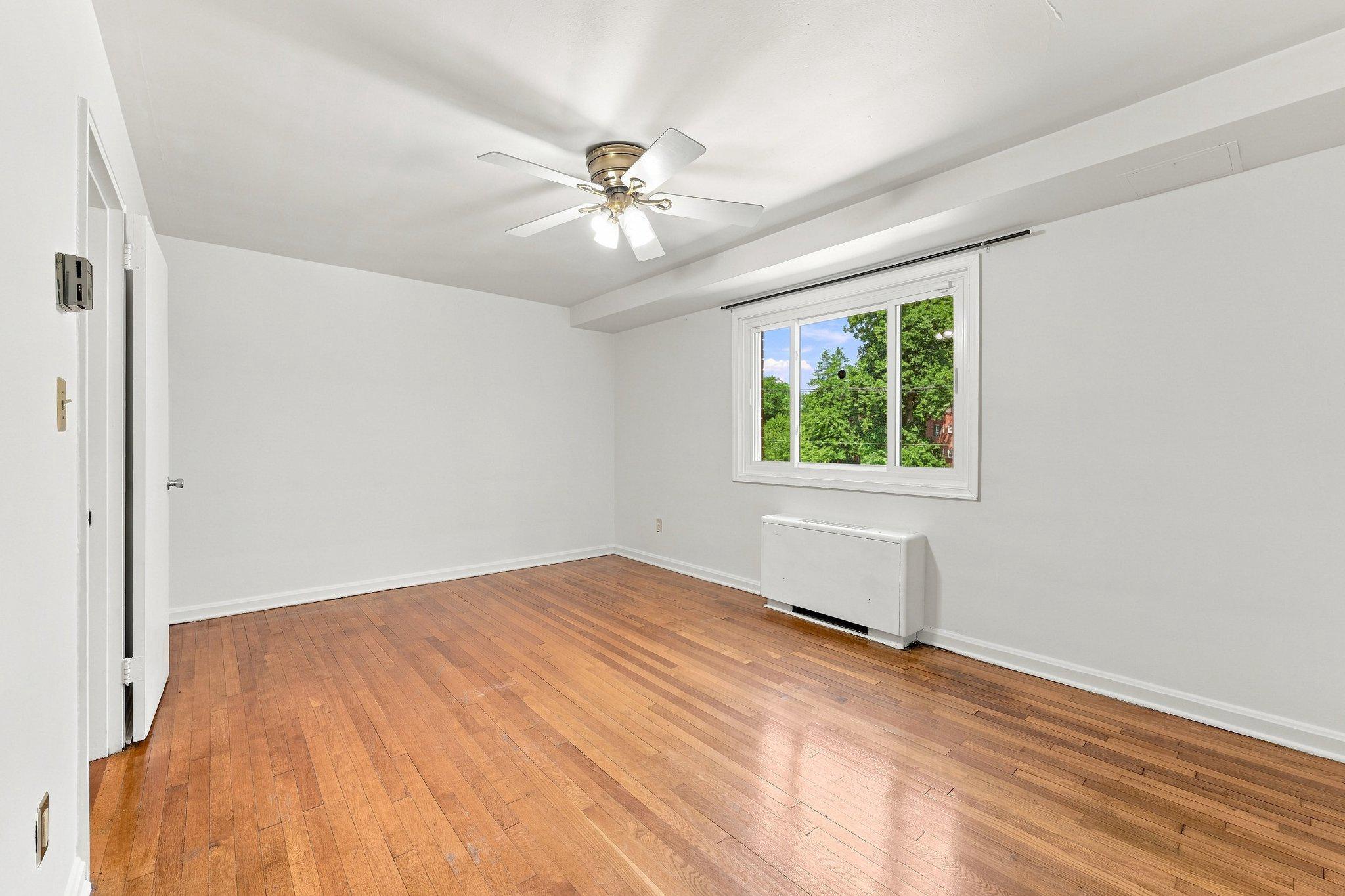 95 East Wayne Avenue, Unit 212 Silver Spring, MD 20901 - Photo 17 of 30 Bedroom