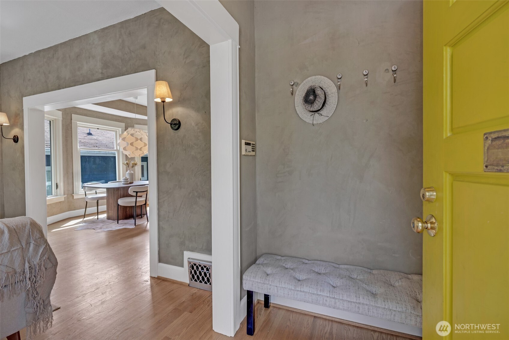 3115 East Jefferson Street Seattle, WA 98122 - Photo 3 of 24