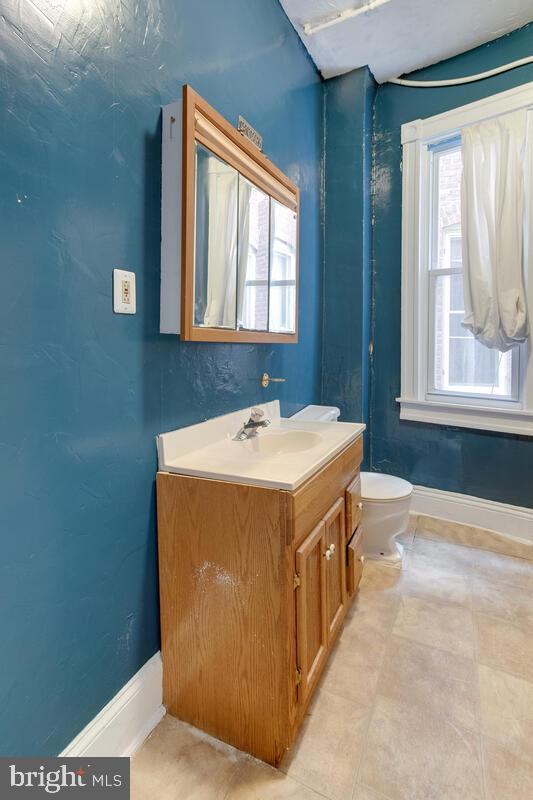 2739 North Calvert Street Baltimore, MD 21218 - Photo 13 of 61 Unit 1 Floor 1: Bathroom