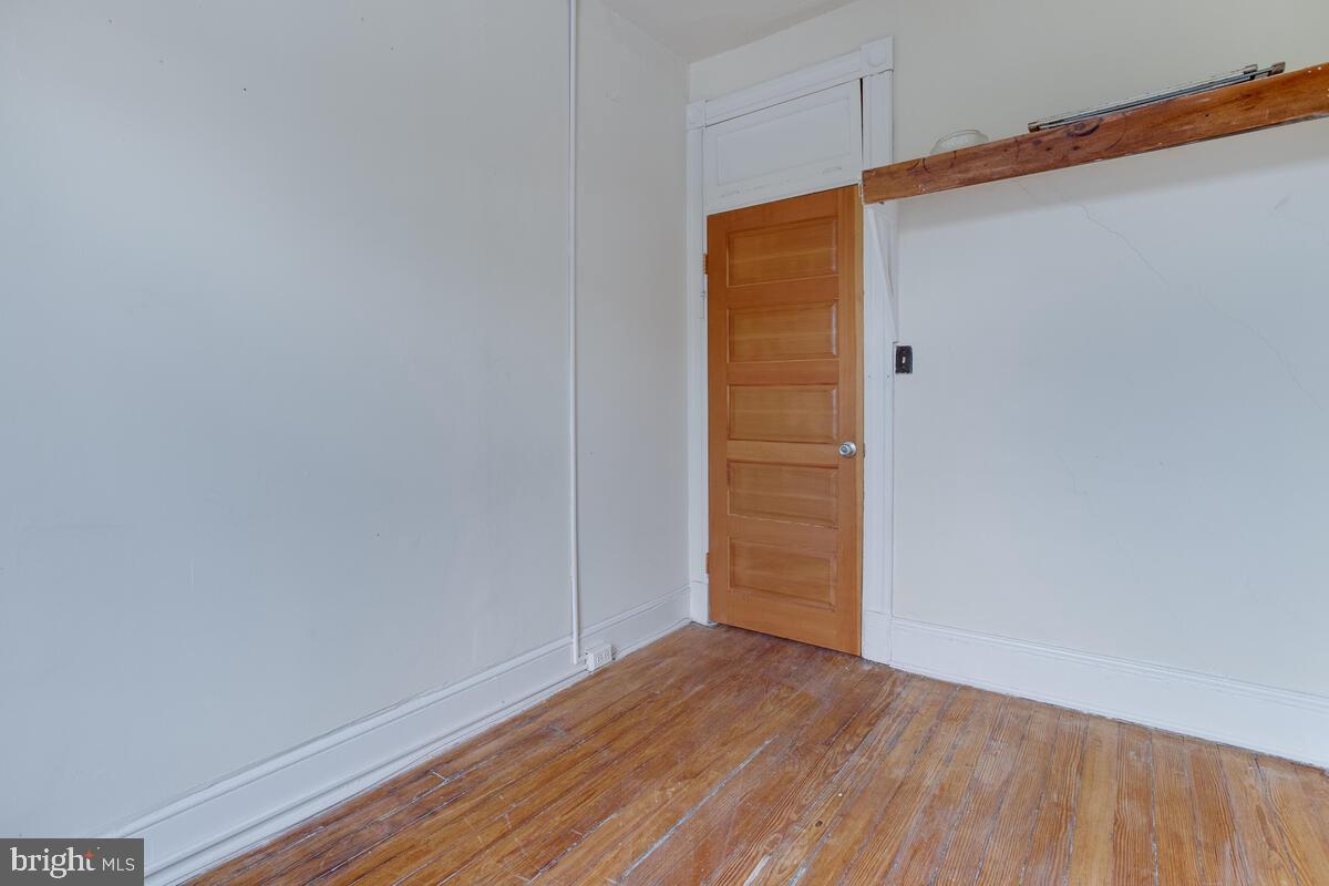 2739 North Calvert Street Baltimore, MD 21218 - Photo 40 of 61 Unit 3 Floor 3: Bedroom 1