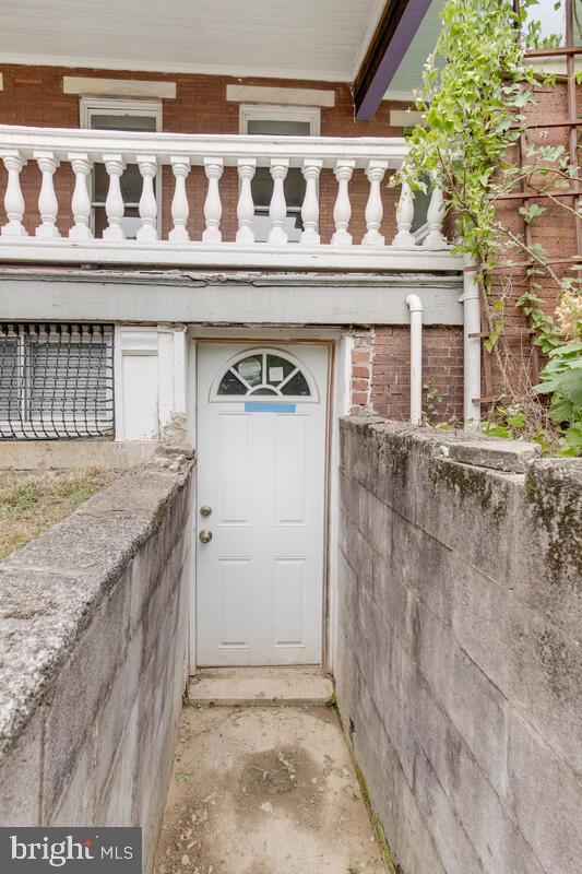 2739 North Calvert Street Baltimore, MD 21218 - Photo 43 of 61 Unit 4 Basement: Separate entrance