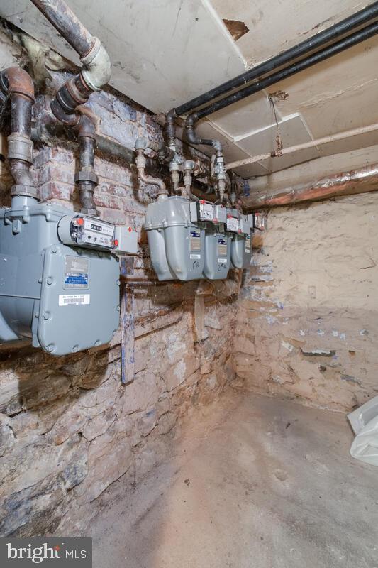 2739 North Calvert Street Baltimore, MD 21218 - Photo 46 of 61 Unit 4 Basement: gas meters