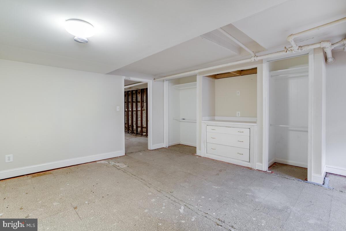 2739 North Calvert Street Baltimore, MD 21218 - Photo 47 of 61 Unit 4 Basement: Living Room