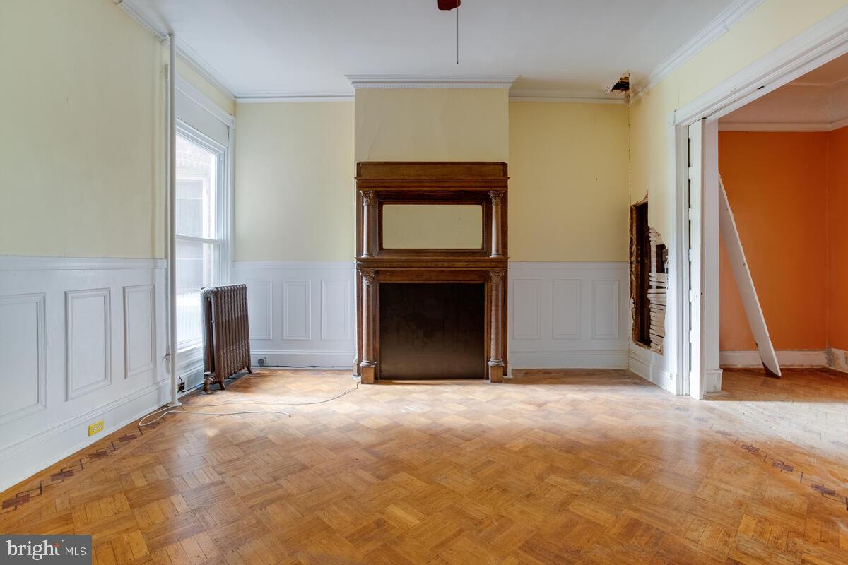 2739 North Calvert Street Baltimore, MD 21218 - Photo 8 of 61 Unit 1 Floor 1: Living room