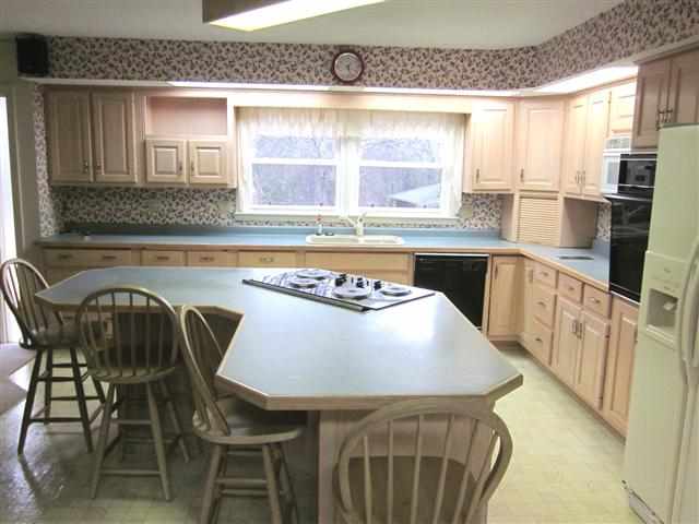 2708 Leconte Road Anderson, SC 29621 - Photo 8 of 18