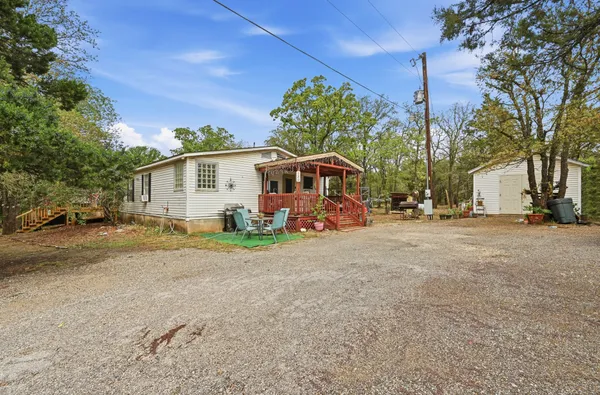 $350,000 | 120 Green Mountain Drive, Cedar Creek, TX 78612