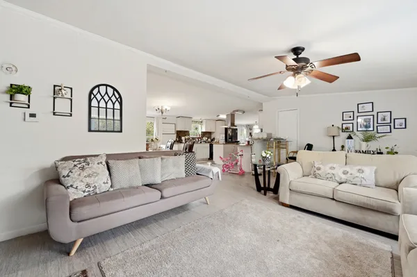 $350,000 | 120 Green Mountain Drive, Cedar Creek, TX 78612