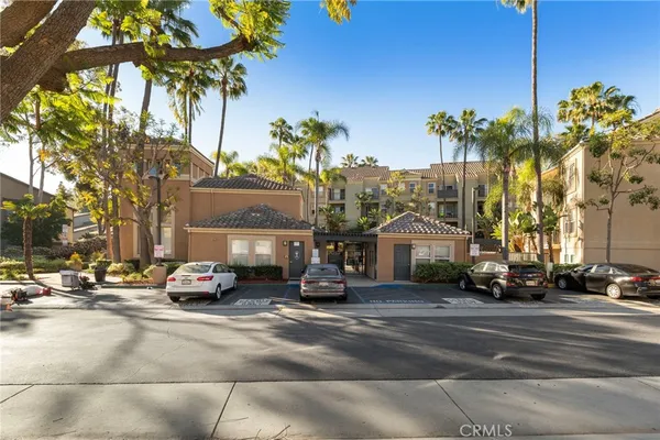$489,995 | 3440 Hathaway Avenue, Unit 323, Long Beach, CA 90815
