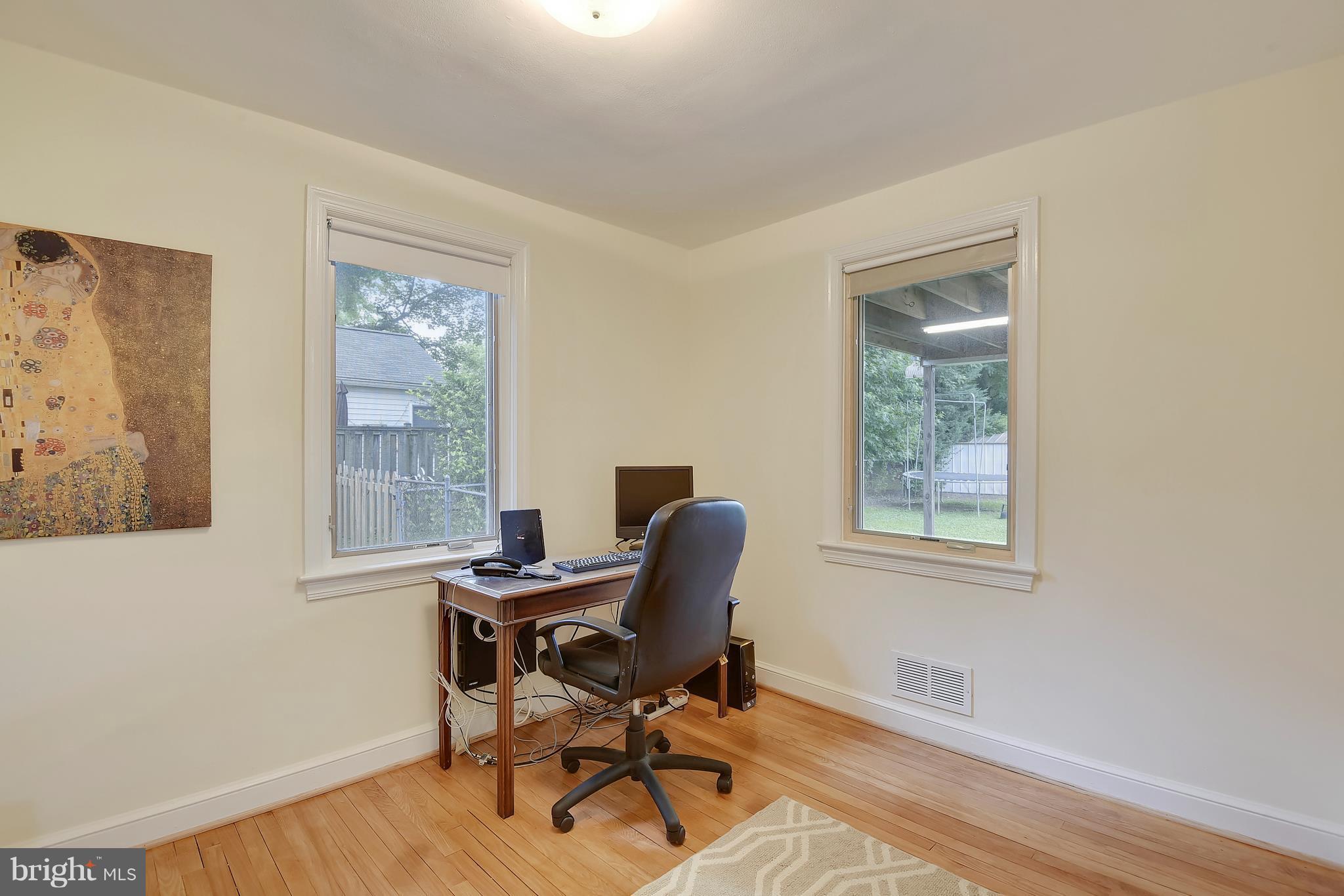1816 Brisbane Street Silver Spring, MD 20902 - Photo 17 of 30 Main Level Office or Bedroom