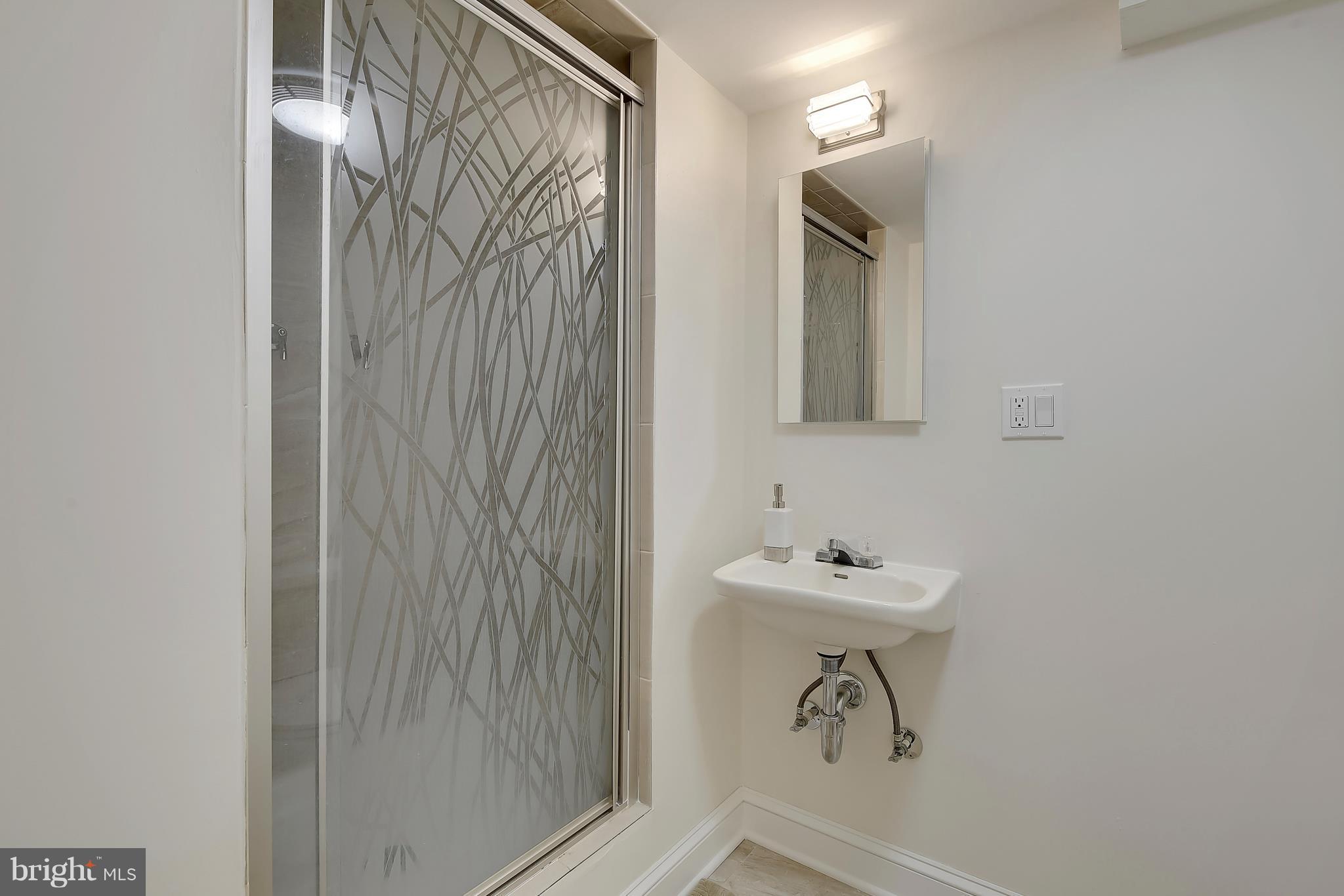 1816 Brisbane Street Silver Spring, MD 20902 - Photo 24 of 30 Full Bath in Lower Level