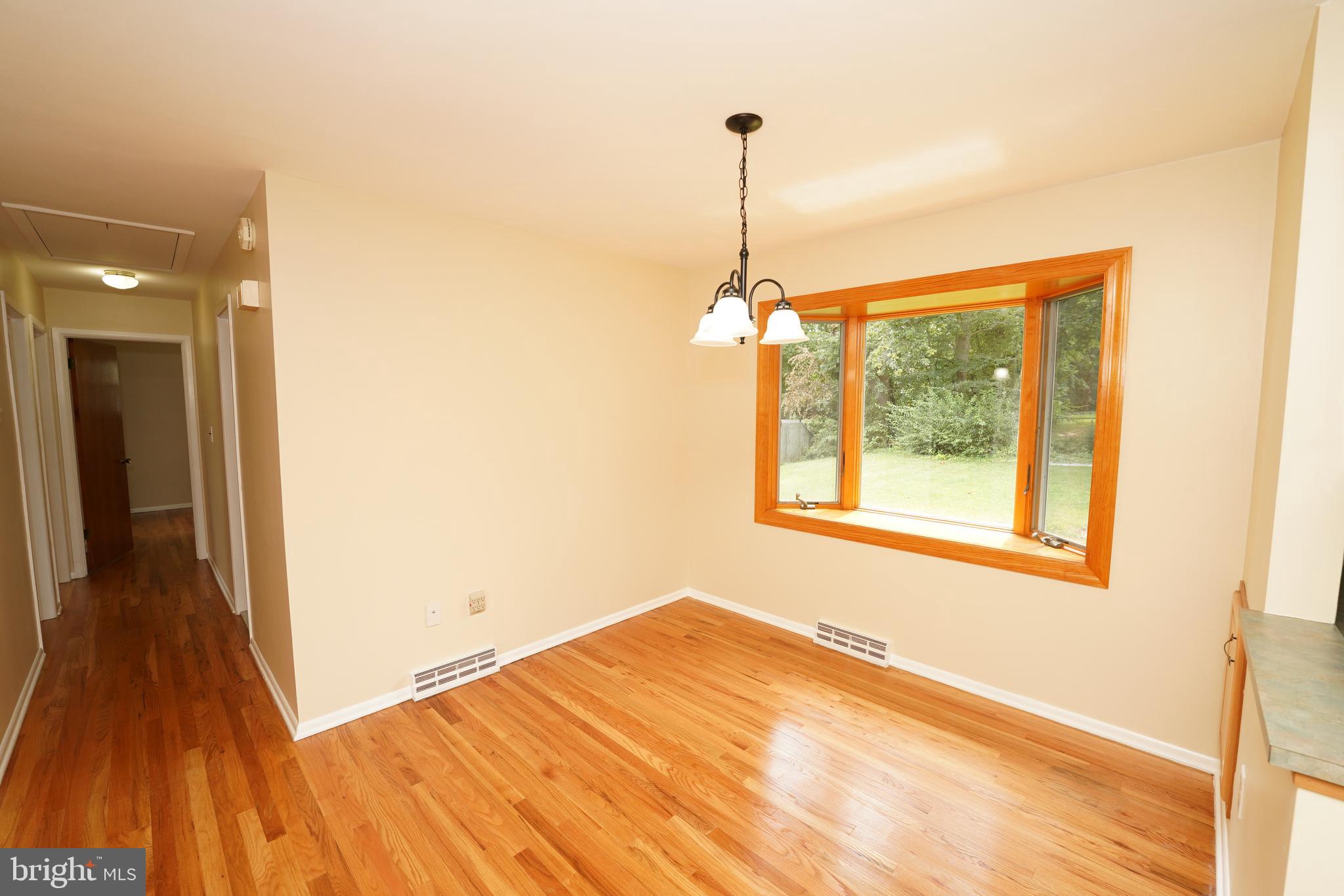 37 Saranac Road Hamilton, NJ 08619 - Photo 13 of 45