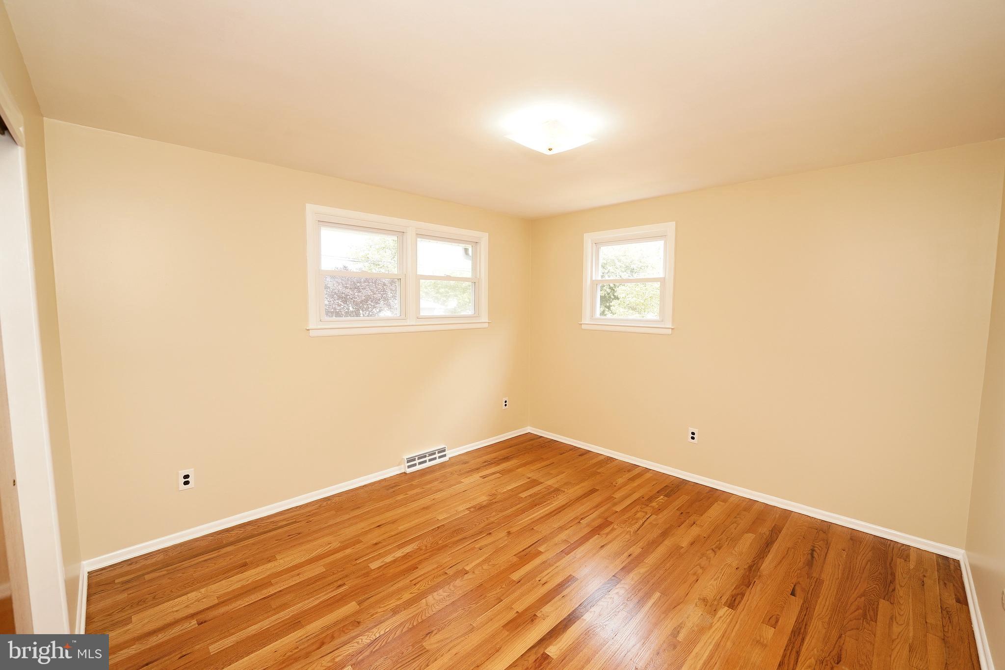 37 Saranac Road Hamilton, NJ 08619 - Photo 24 of 45