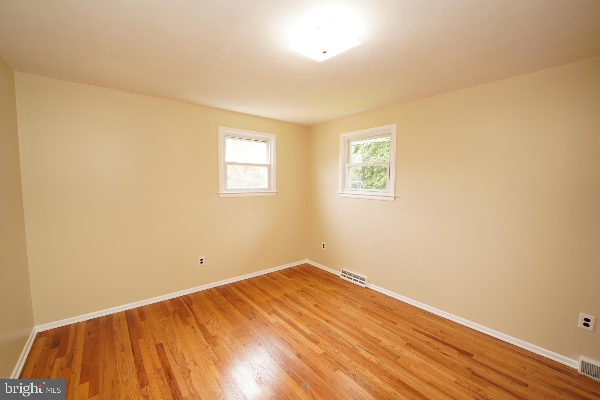 37 Saranac Road Hamilton, NJ 08619 - Photo 27 of 45