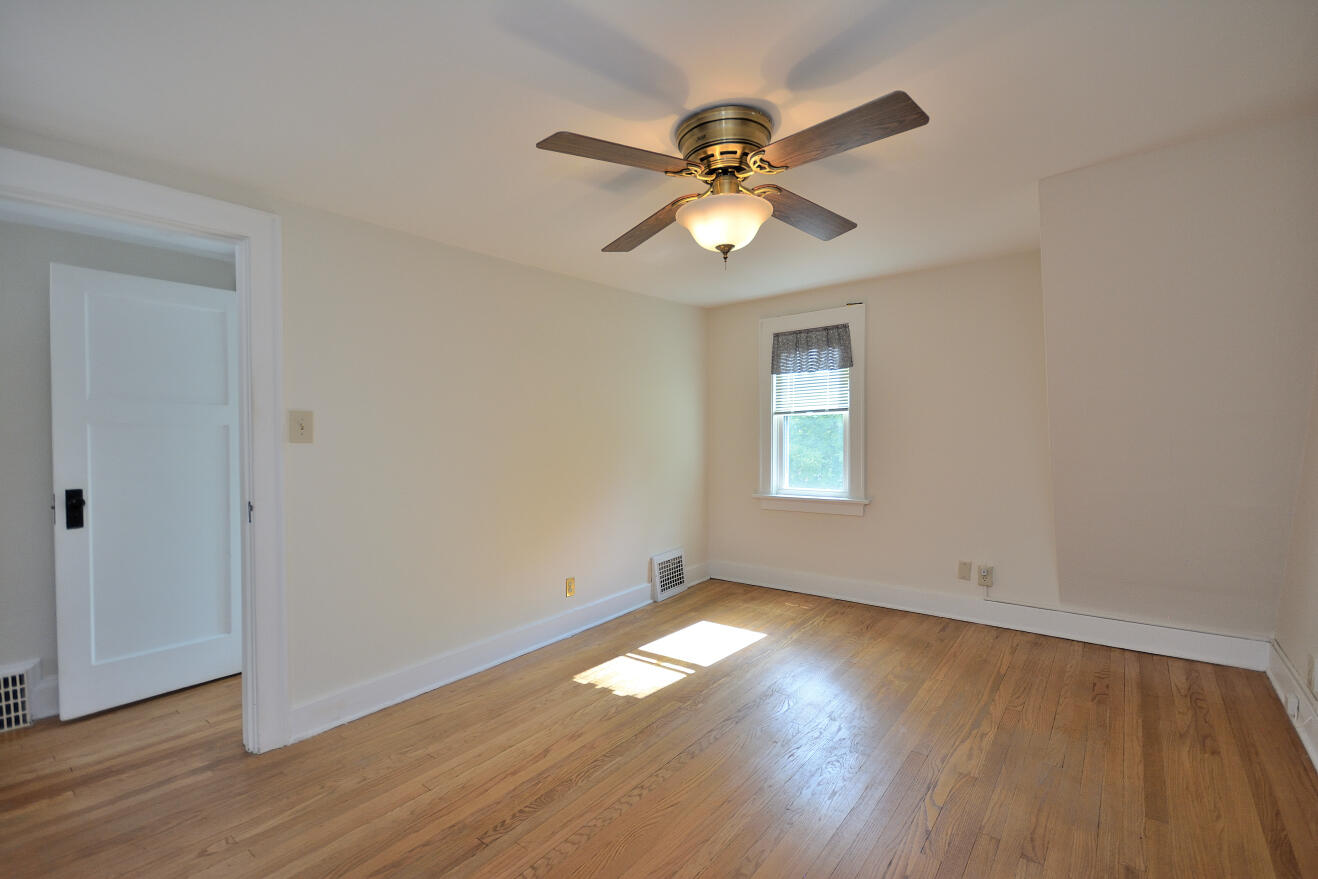 357 North 60th Street Milwaukee, WI 53213 - Photo 11 of 36 Bedroom 1