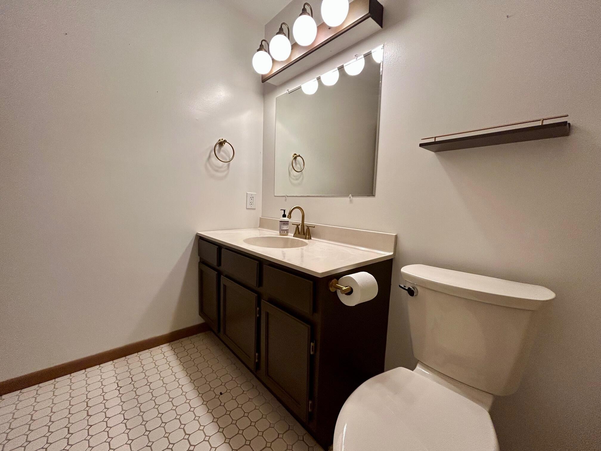 9621 Merrillville Road, Unit 101 Crown Point, IN 46307 - Photo 12 of 23 2016x1512