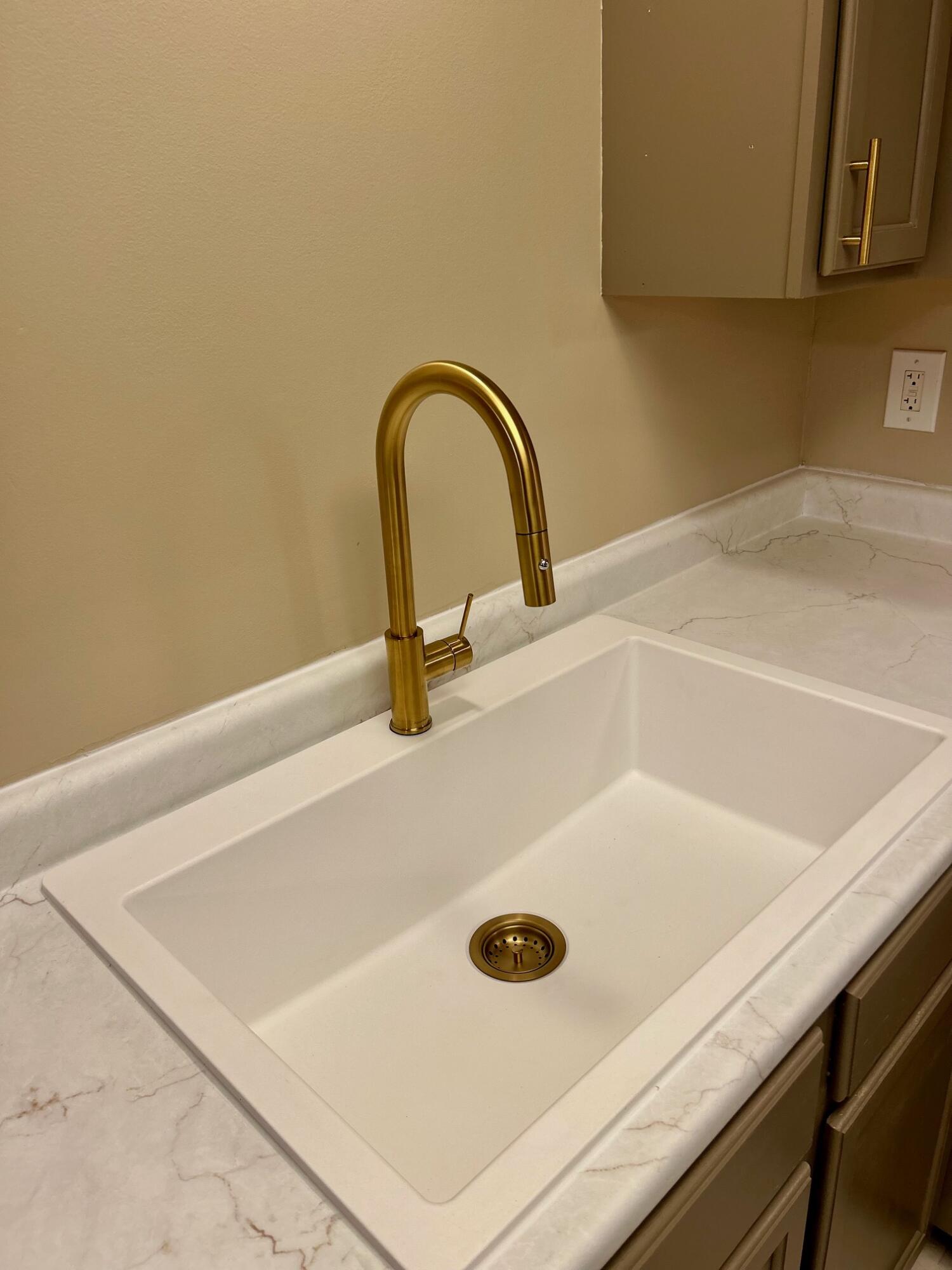 9621 Merrillville Road, Unit 101 Crown Point, IN 46307 - Photo 6 of 23 1500x2000