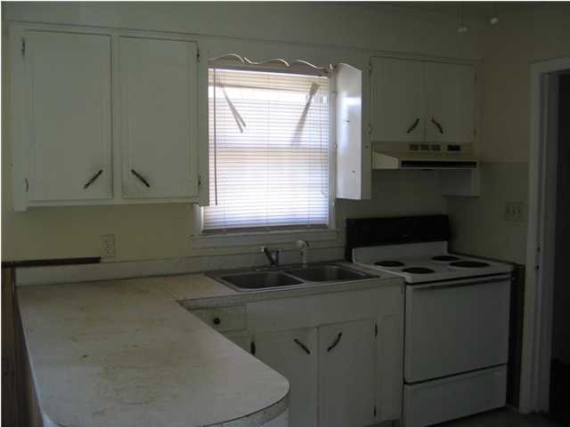 1622 Rifle Range Road Mount Pleasant, SC 29464 - Photo 3 of 4 Additional Photo