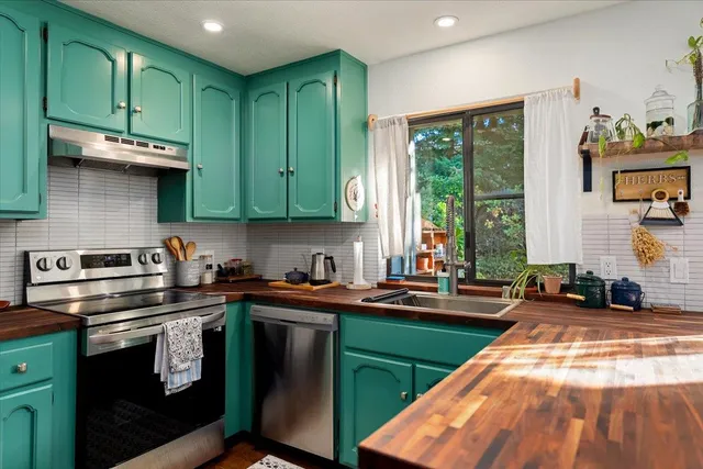 $439,000 | 230 Foresthill Avenue, Auburn, CA 95603