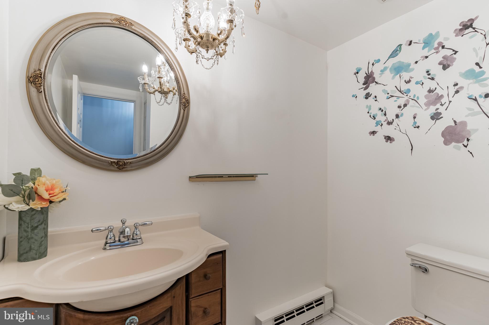 118 North Kennedy Road Sterling, VA 20164 - Photo 14 of 25 Main level half bath