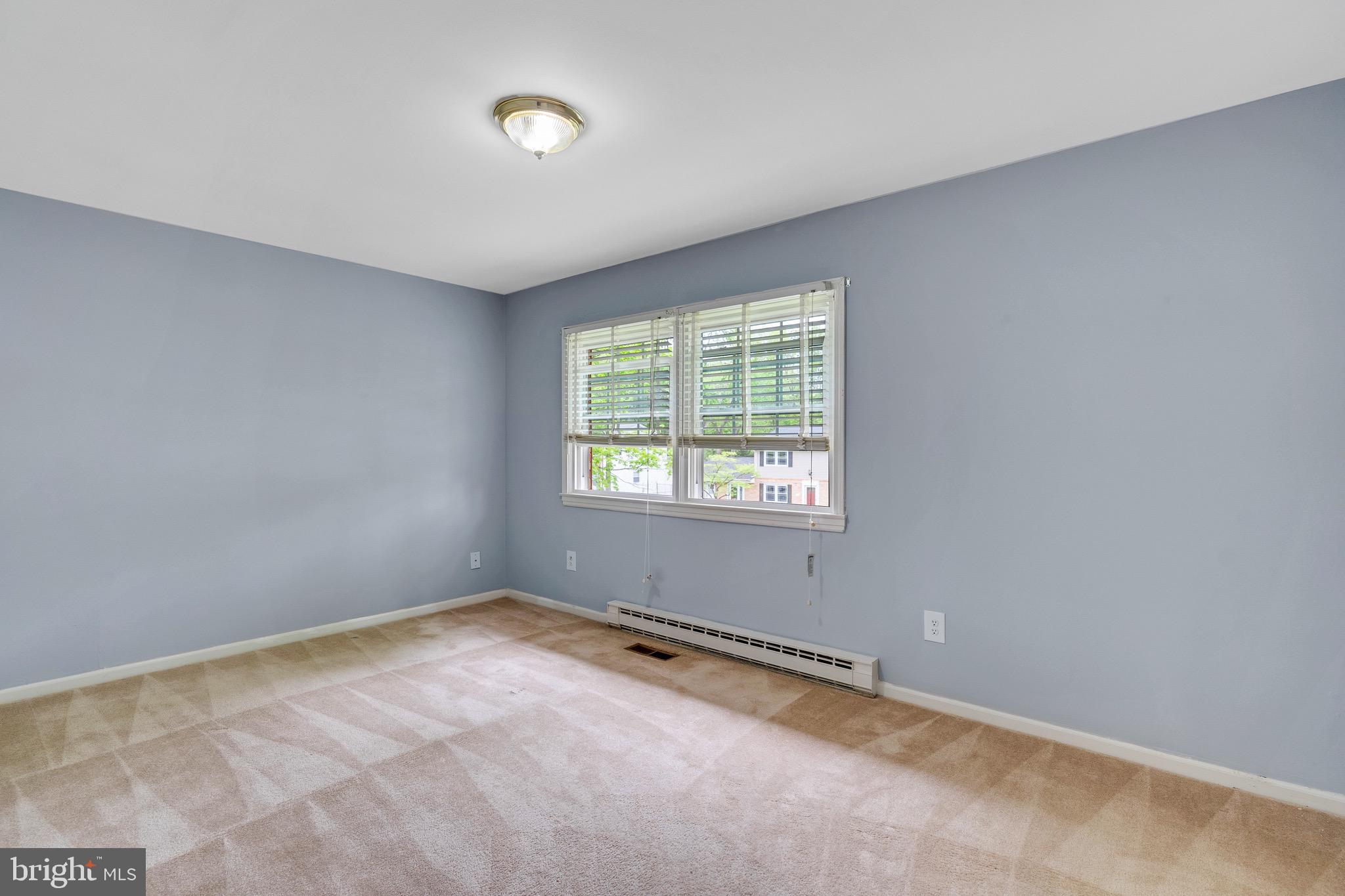 118 North Kennedy Road Sterling, VA 20164 - Photo 18 of 25 2nd bedroom - front of house