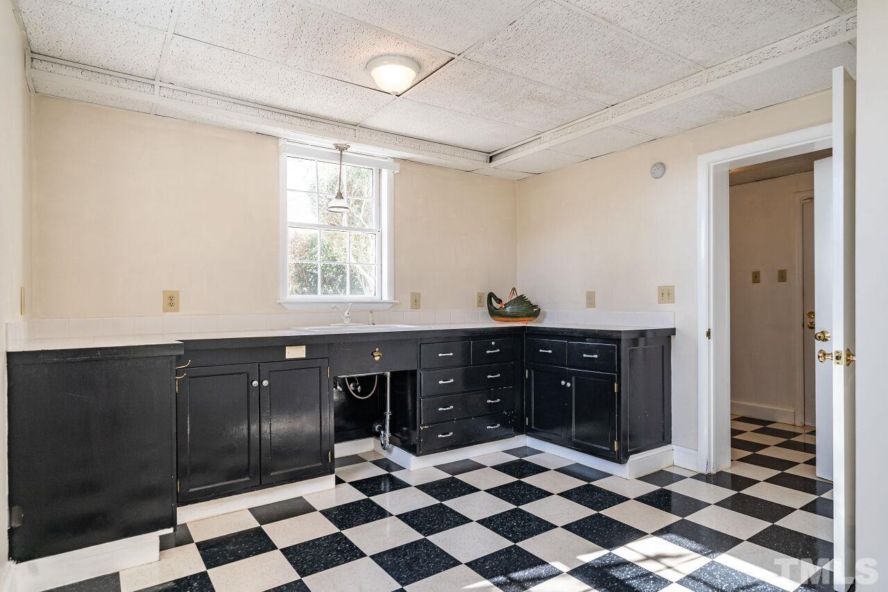 5212 Theys Road Raleigh, NC 27606 - Photo 38 of 55