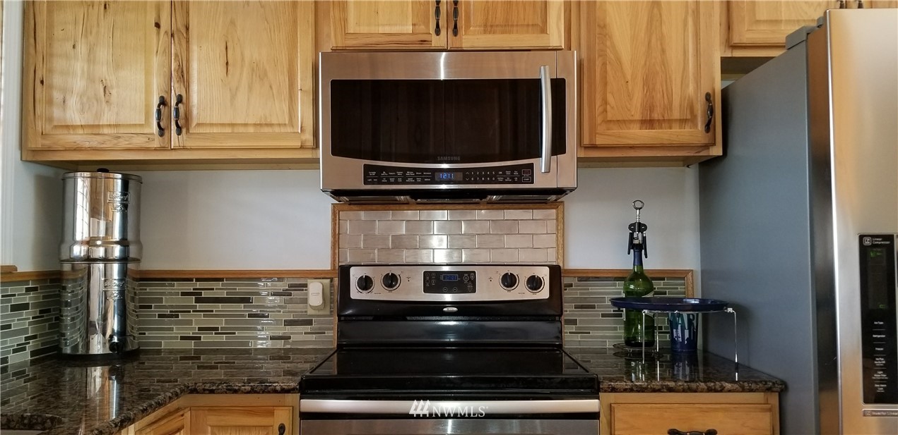 1811 Walnut Street Everett, WA 98201 - Photo 2 of 23 Gallery Image 2