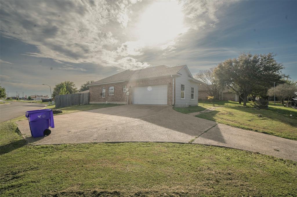 10100 Seville Court Waco, TX 76708 - Photo 20 of 21 Gallery Image 20