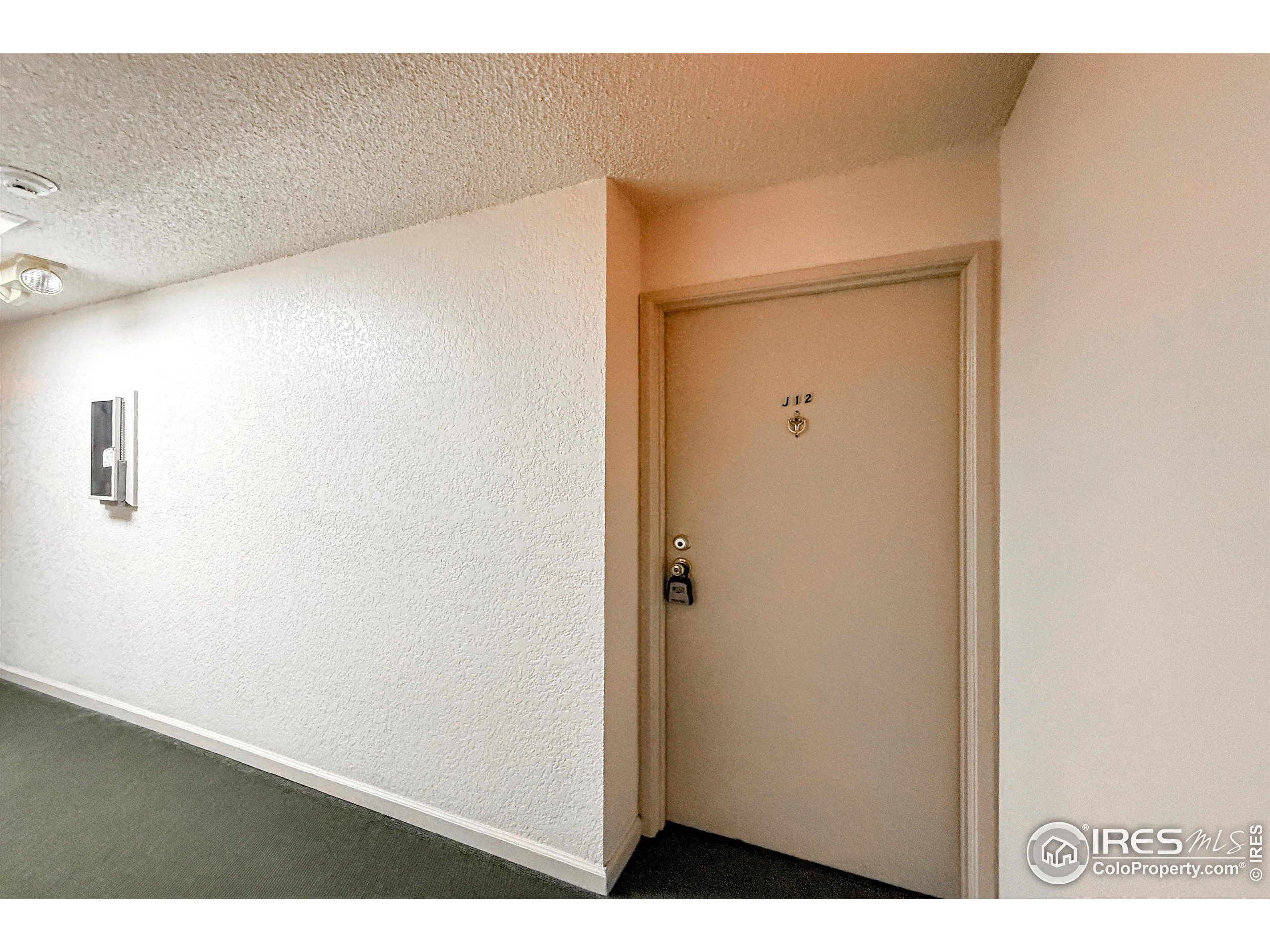 3250 Oneal Circle Boulder, CO 80301 - Photo 5 of 39