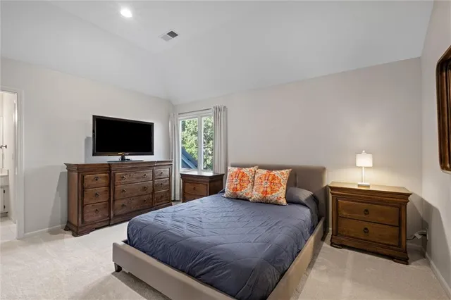 $1,250,000 | 8190 Shoreline Drive, Parkville, MO 64152