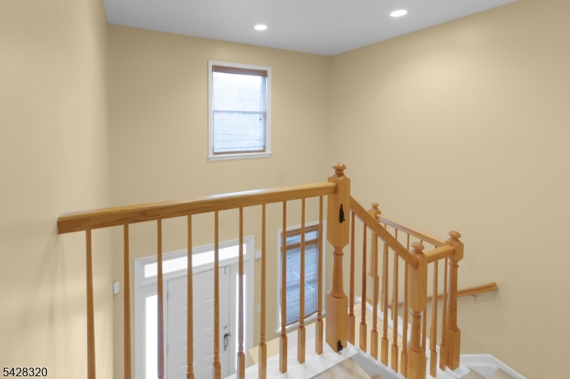 84 Autumn Ridge Road Morris Plains, NJ 07950 - Photo 13 of 22