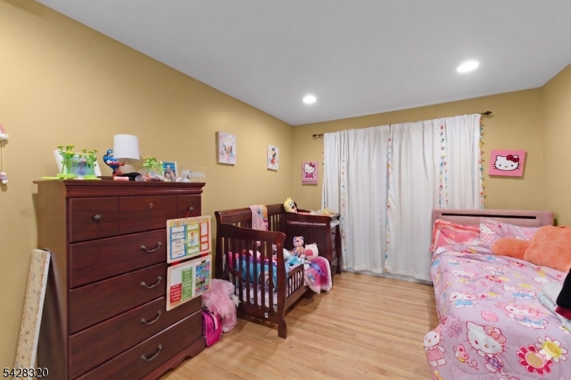 84 Autumn Ridge Road Morris Plains, NJ 07950 - Photo 17 of 22