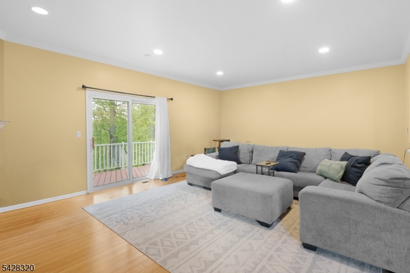 84 Autumn Ridge Road Morris Plains, NJ 07950 - Photo 7 of 22