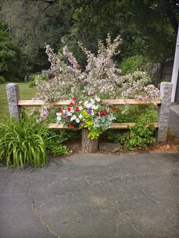 $650,000 | 187 King Street, Boscawen, NH 03303