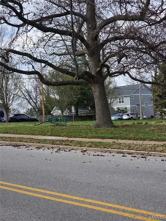 $225,000 | 1008 North Bompart Avenue, Webster Groves, MO 63119