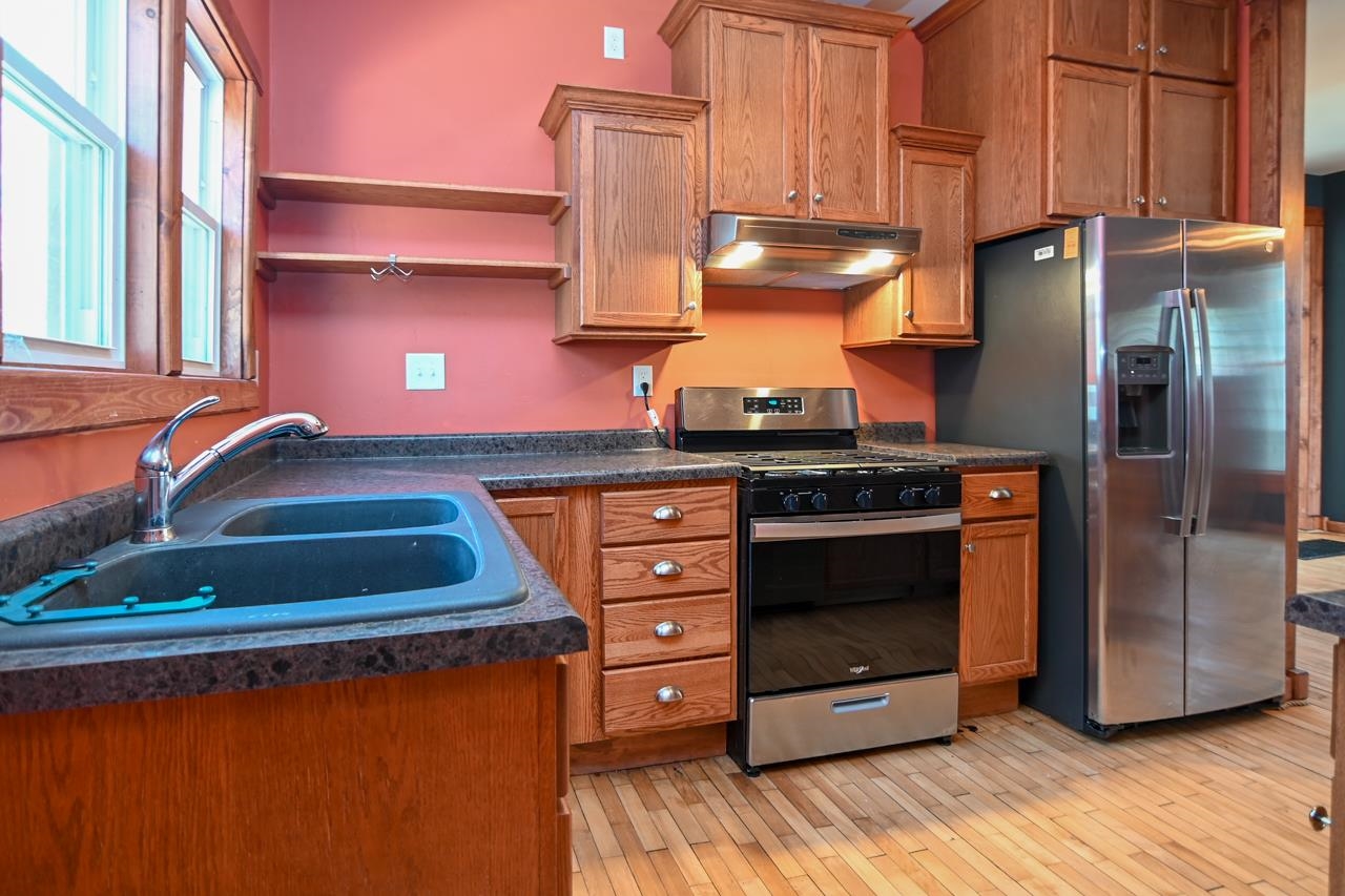 835 East John Street Appleton, WI 54911 - Photo 14 of 27