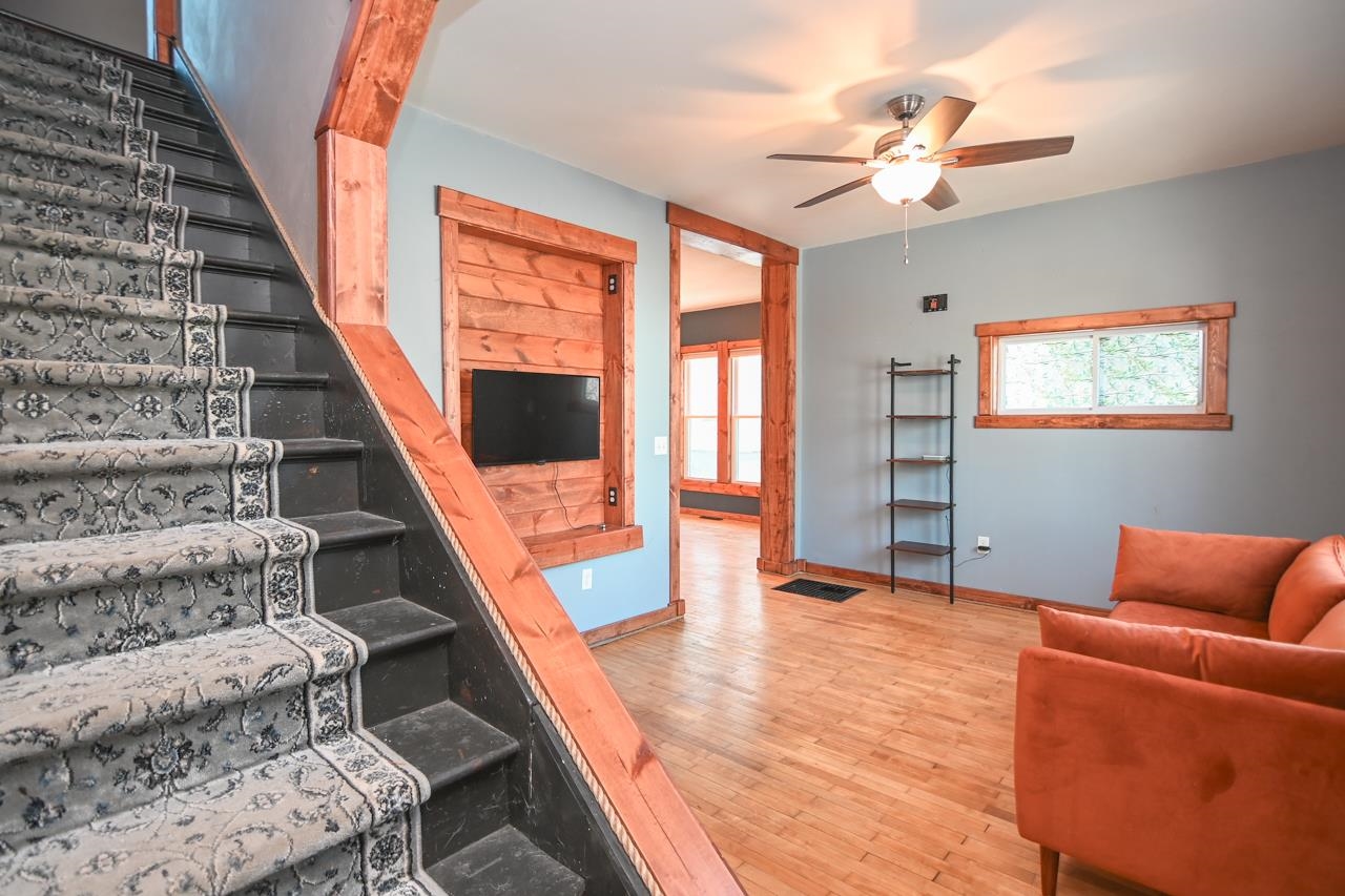 835 East John Street Appleton, WI 54911 - Photo 15 of 27