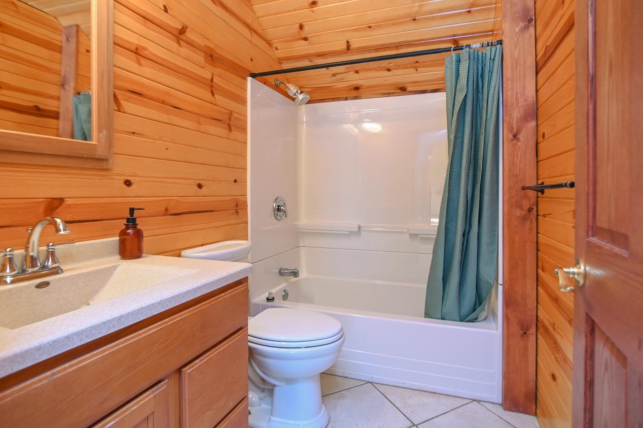 835 East John Street Appleton, WI 54911 - Photo 22 of 27