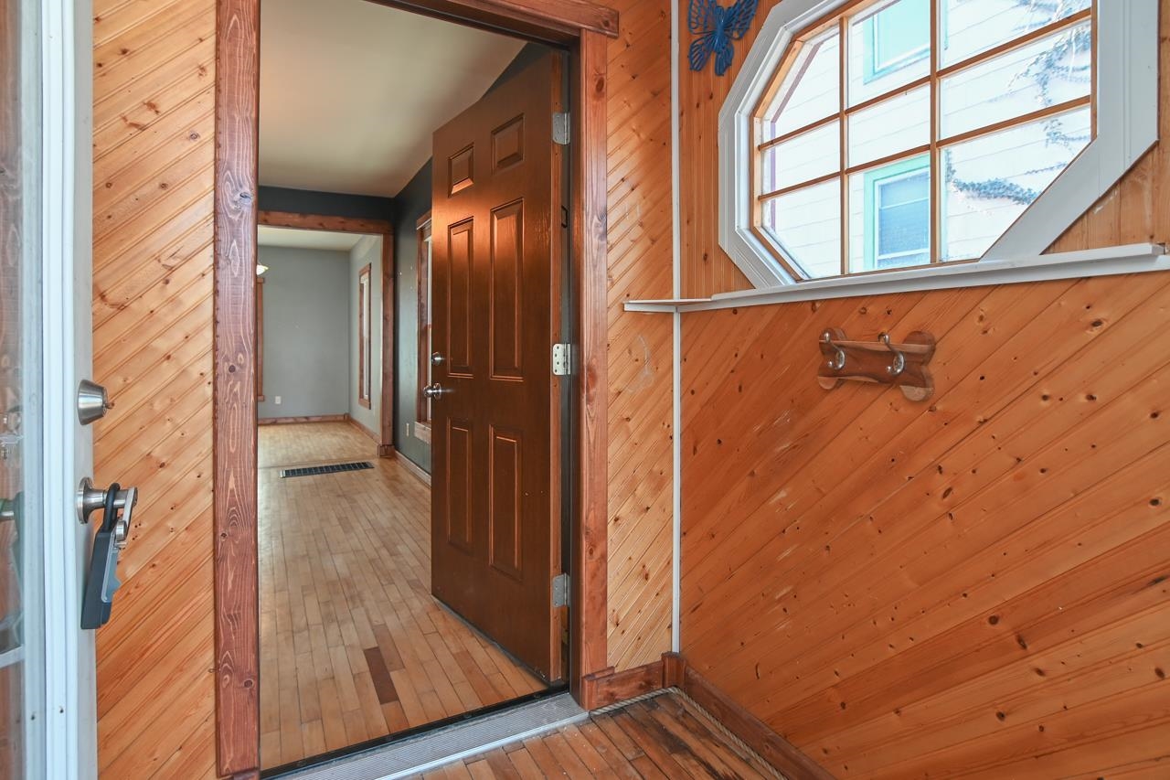 835 East John Street Appleton, WI 54911 - Photo 4 of 27