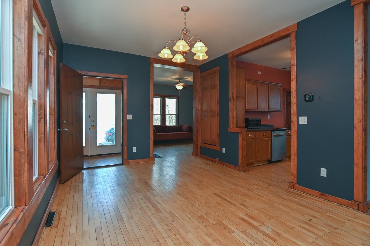 835 East John Street Appleton, WI 54911 - Photo 7 of 27