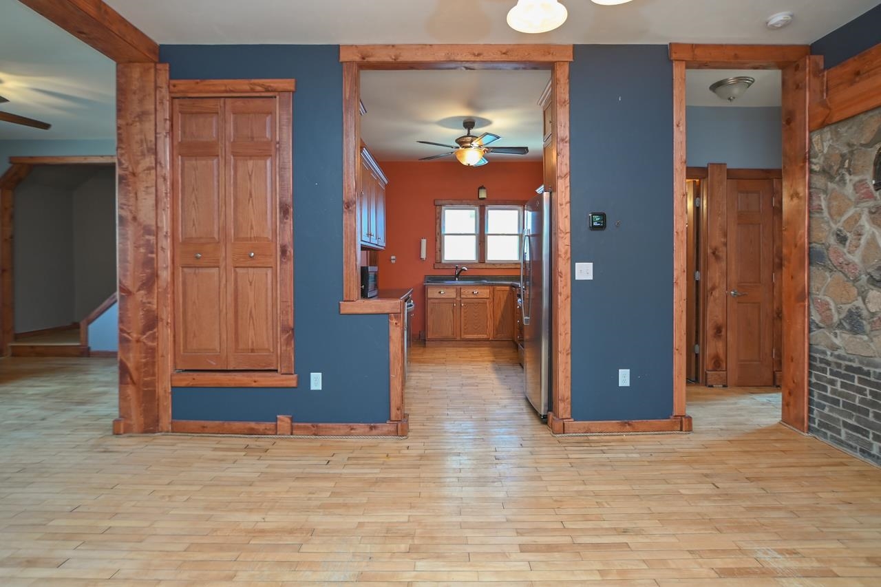 835 East John Street Appleton, WI 54911 - Photo 10 of 27