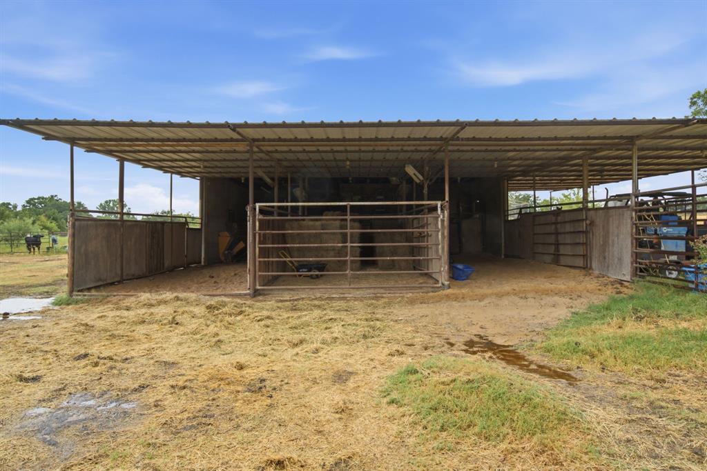 1670 Alexander Road Stephenville, TX 76401 - Photo 32 of 40