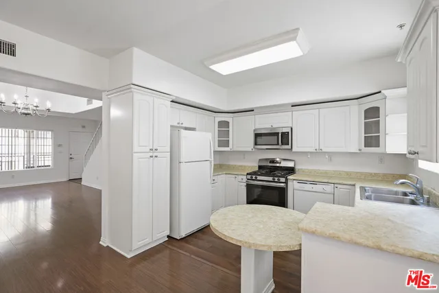 $4,795 | 1650 Colby Avenue, Unit 2, Los Angeles, CA 90025