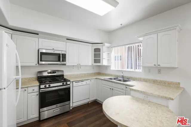 $4,795 | 1650 Colby Avenue, Unit 2, Los Angeles, CA 90025