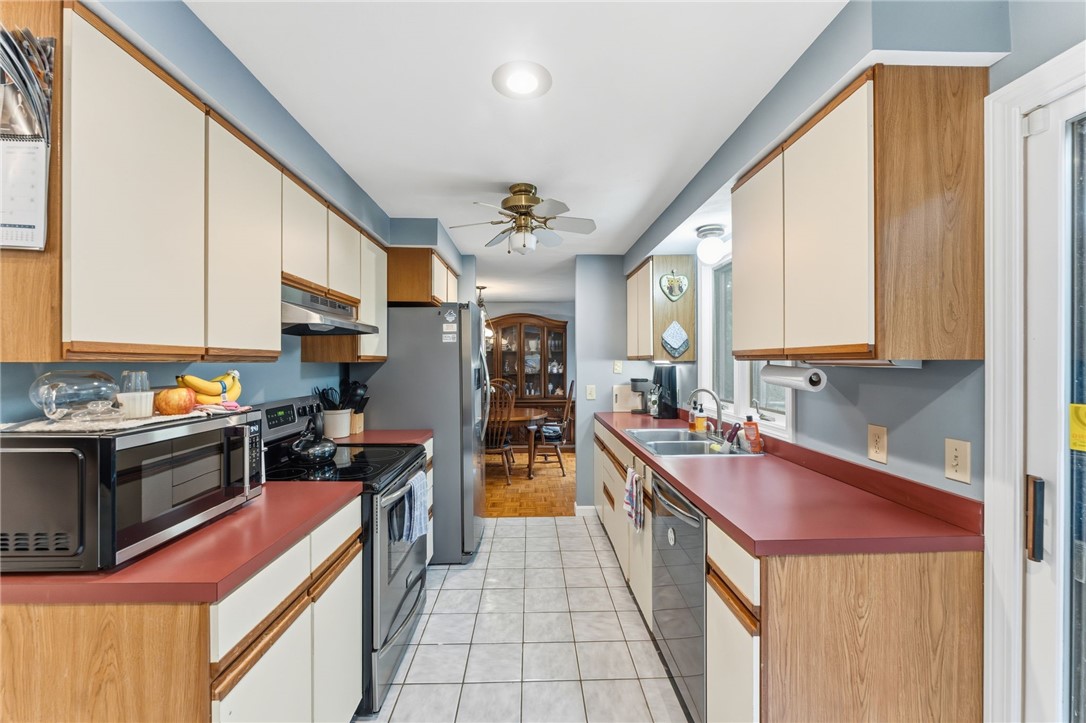 482 Bulgarmarsh Road Tiverton, RI 02878 - Photo 11 of 42